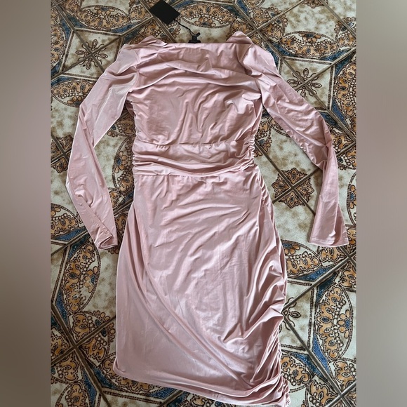 NBD x revolve mini dress fitted deep neck ruched long sleeve small soft nwt new - Picture 5 of 7